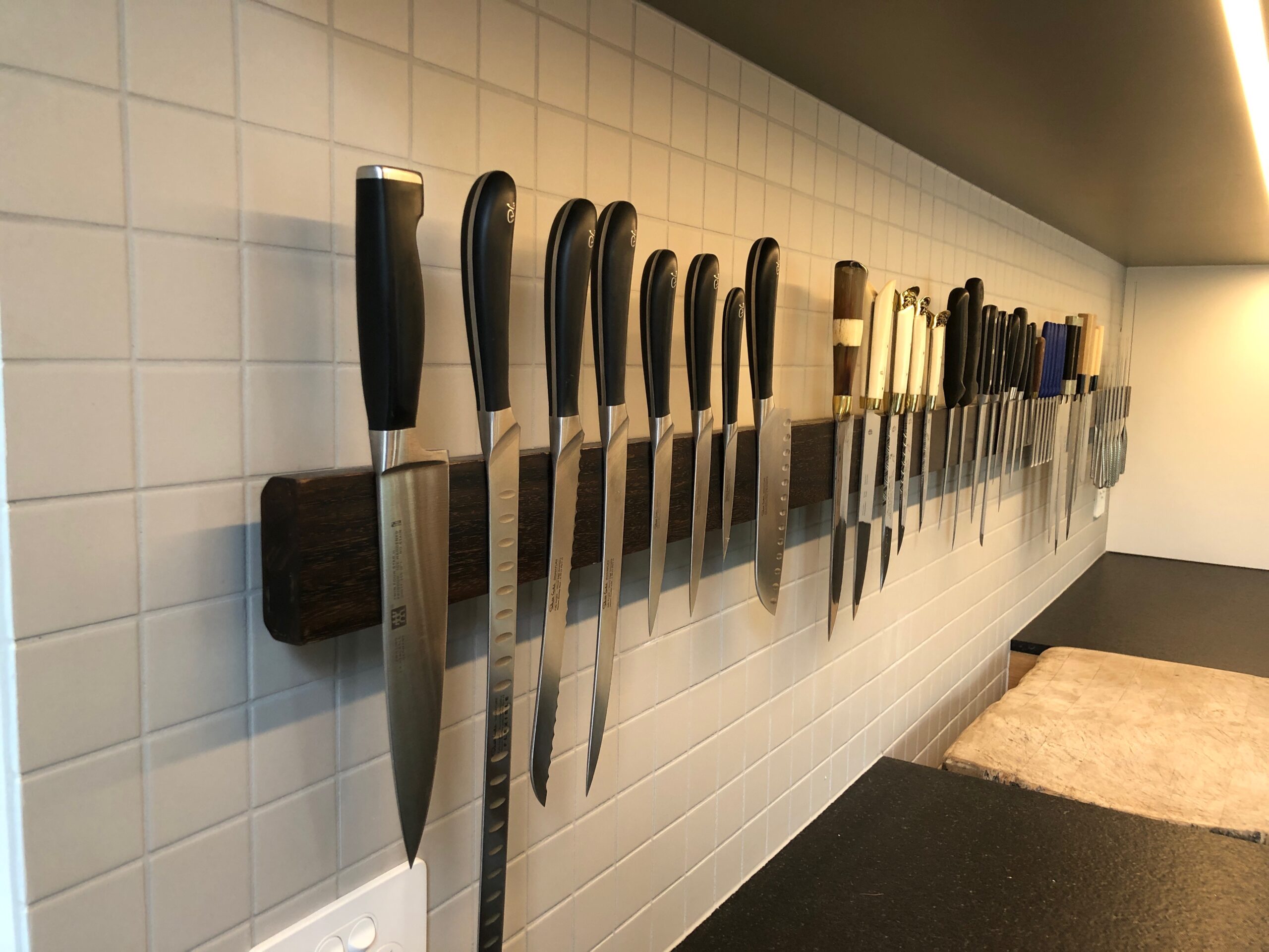 Magnetic Knife Rack - Wall Mounted 300mm L x 80mm H