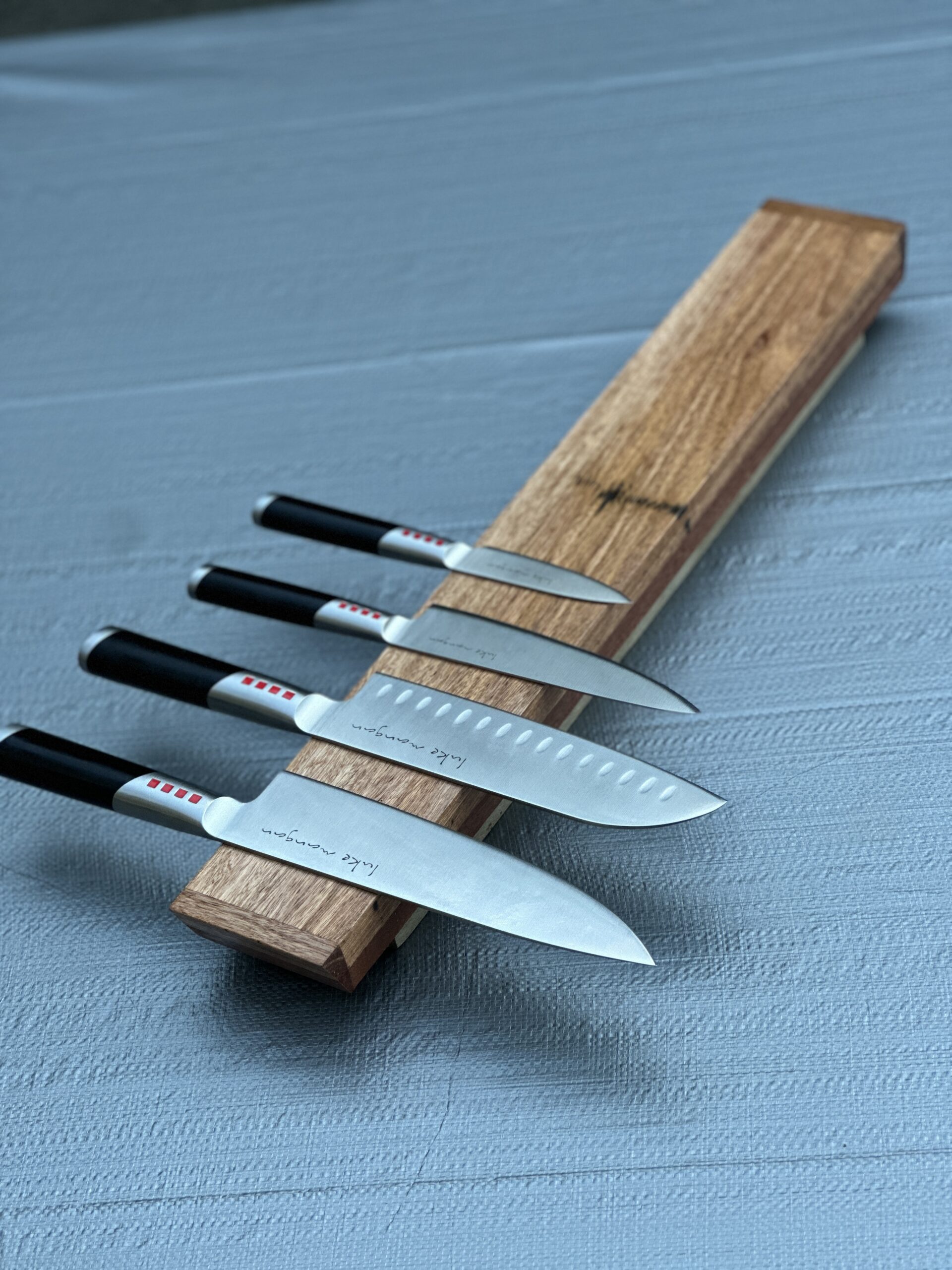 Magnetic Knife Rack - Wall Type 530mm wide x 80mm high (Available Now) 02
